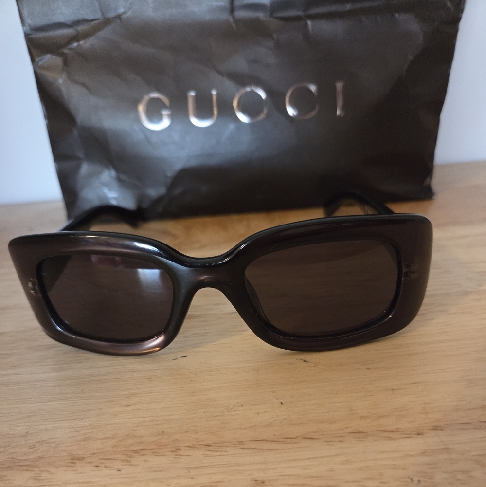 Vintage Gucci Women's Dark Brown Sunglasses - Picture 2 of 5